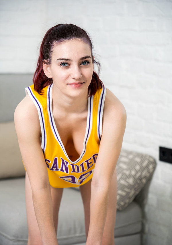 Евгения, 28 лет, 4 размер груди